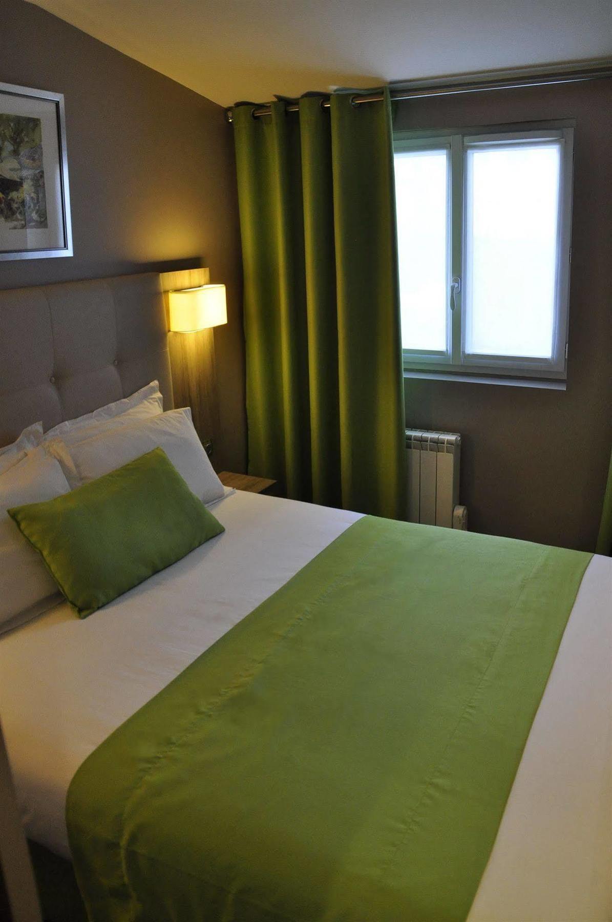 Hotel Floridor Etoile Aulnay-sous-Bois Exteriér fotografie